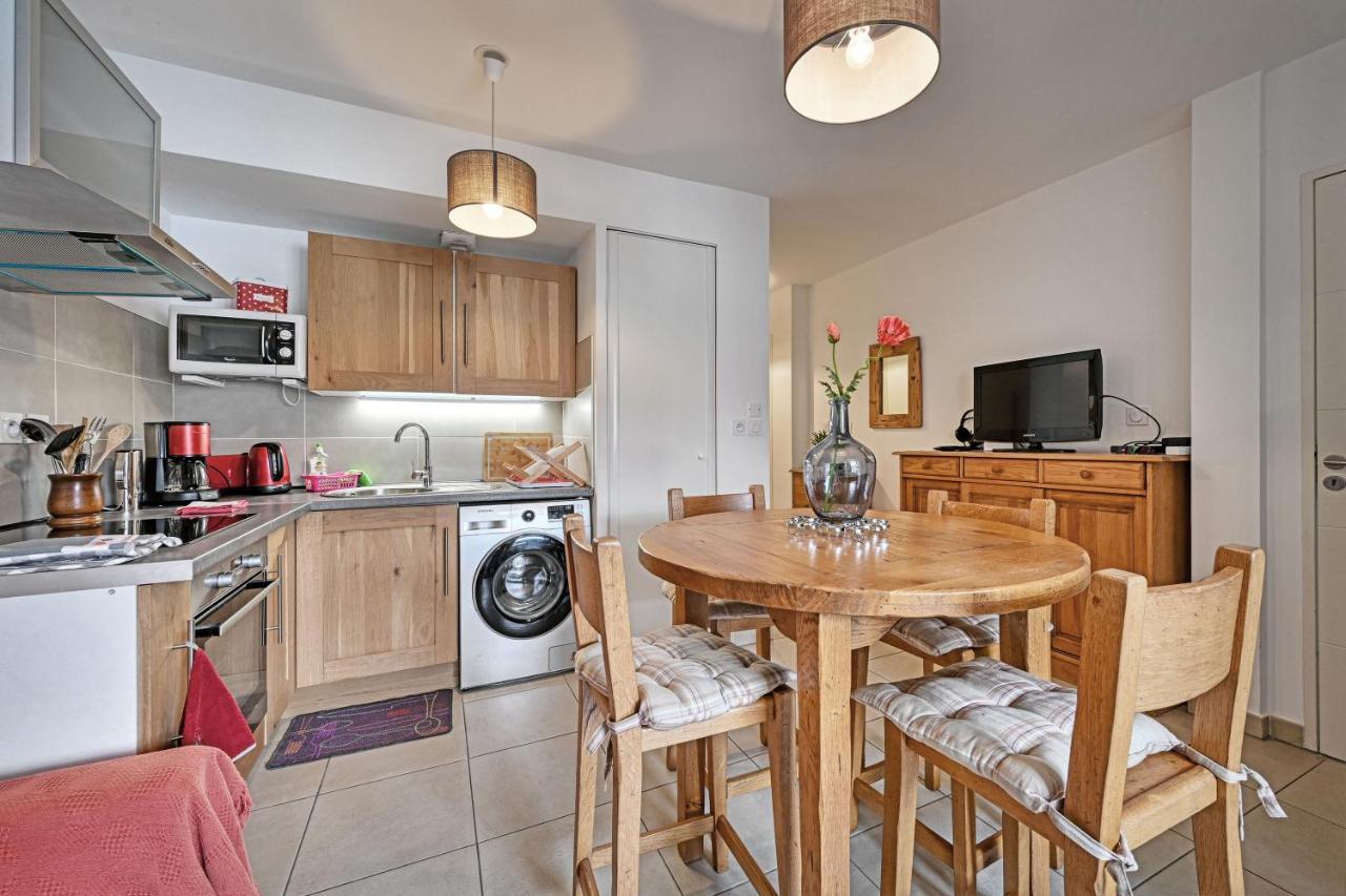 Ilot Coquelicot - Parking Gratuit Securise - Ac Clim - Ascenseur - Balcon Apartment LʼIsle-sur-la-Sorgue Екстериор снимка