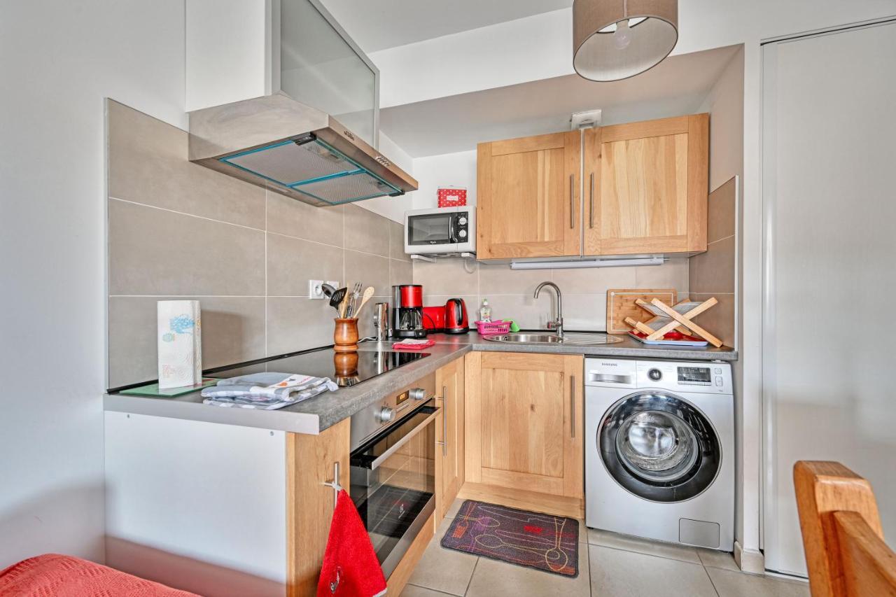 Ilot Coquelicot - Parking Gratuit Securise - Ac Clim - Ascenseur - Balcon Apartment LʼIsle-sur-la-Sorgue Екстериор снимка
