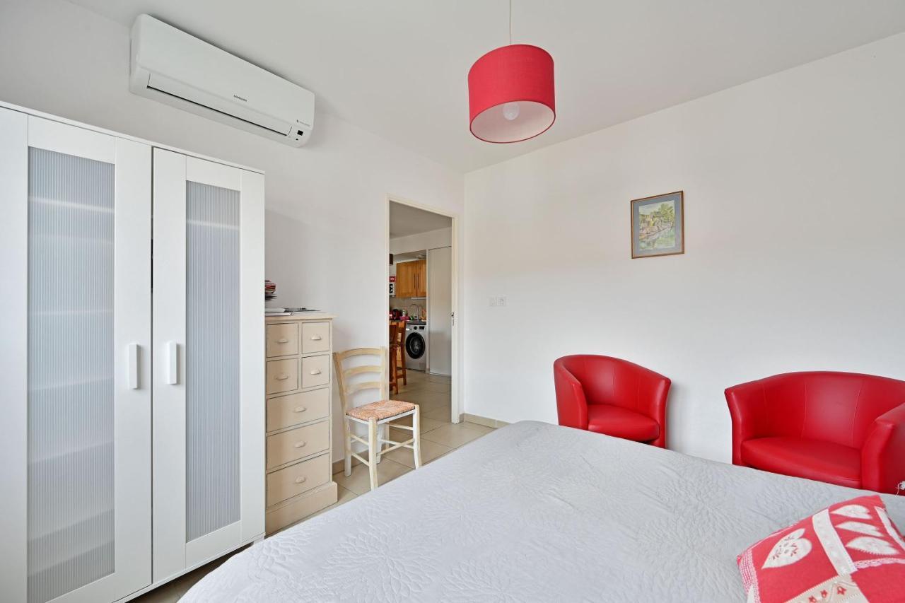 Ilot Coquelicot - Parking Gratuit Securise - Ac Clim - Ascenseur - Balcon Apartment LʼIsle-sur-la-Sorgue Екстериор снимка